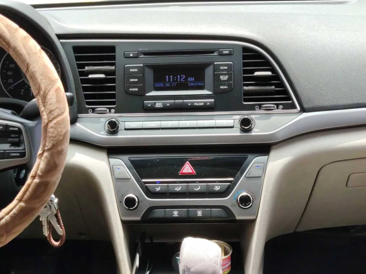 Car image 20