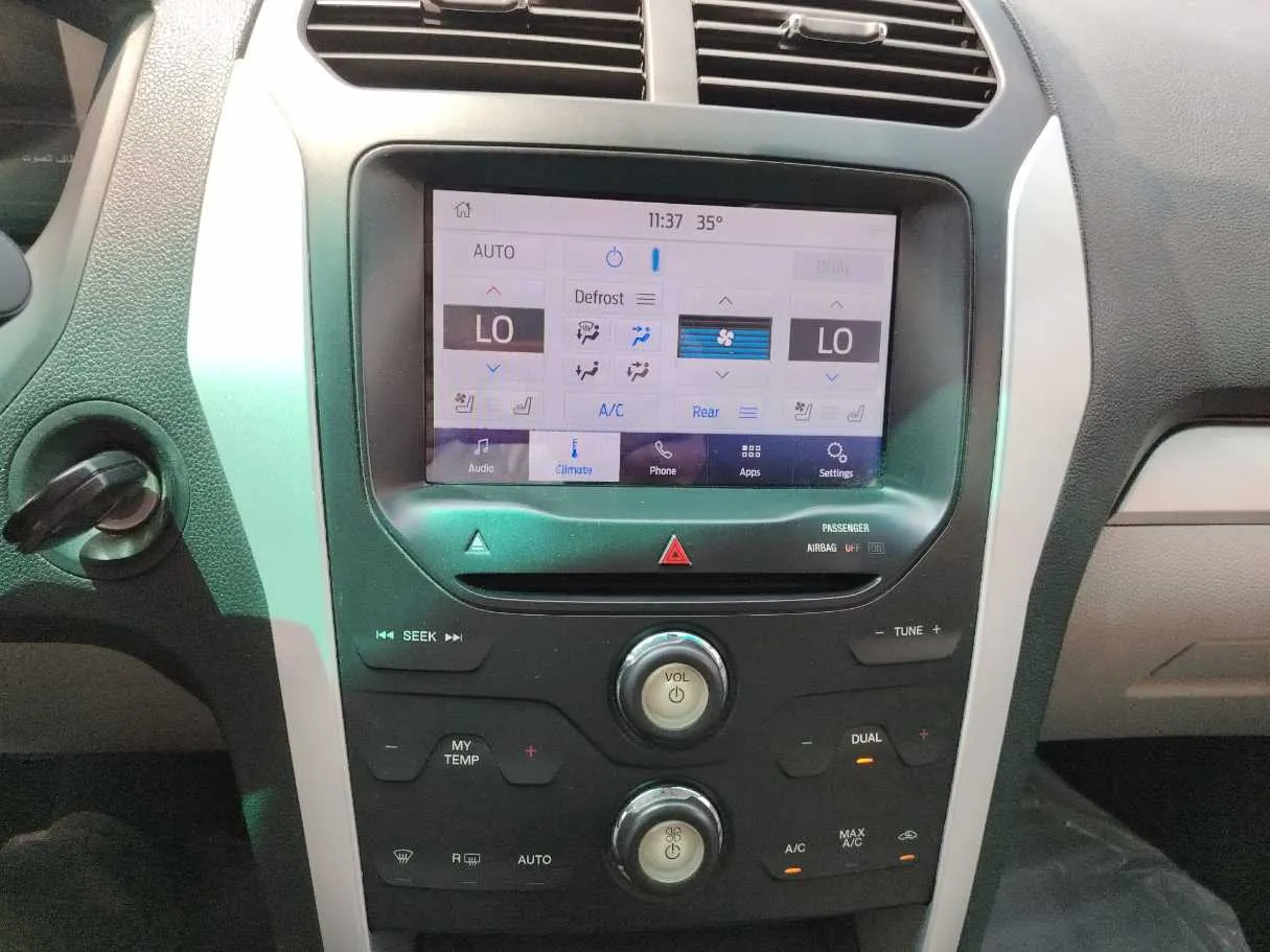 Car image 31