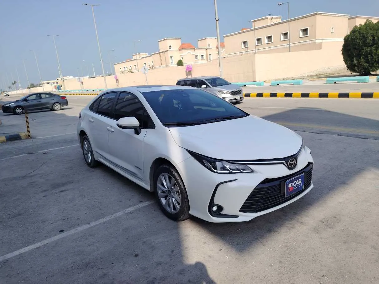 Car image 3