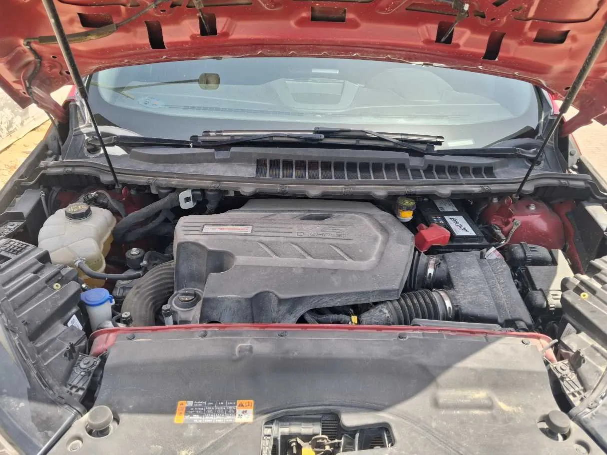 Car image 21