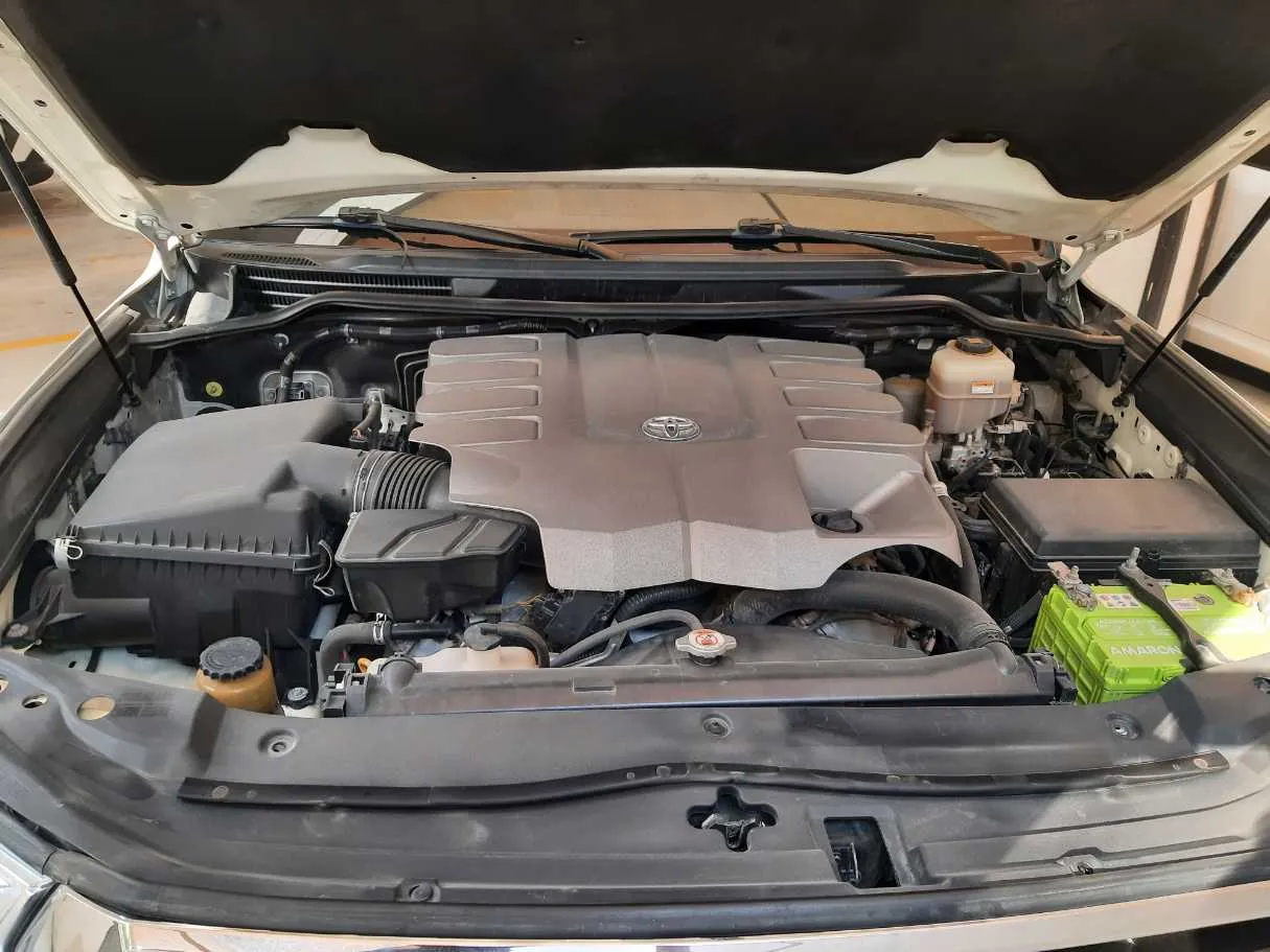 Car image 39