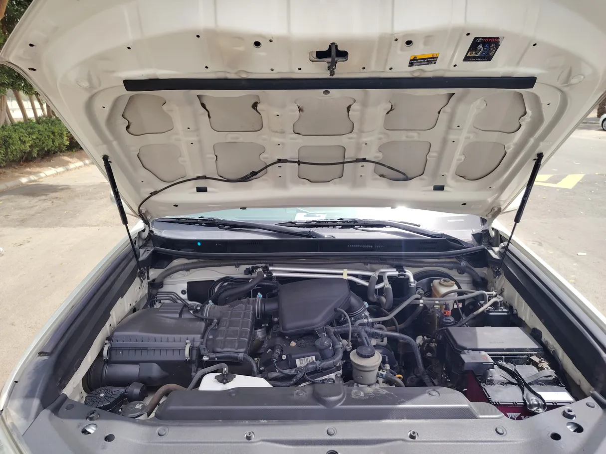 Car image 33