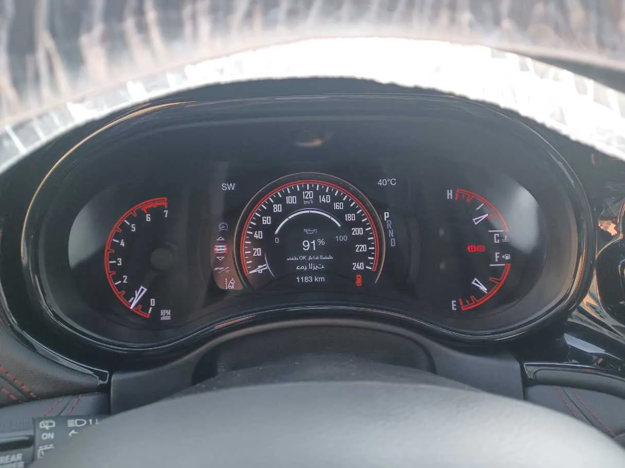 Car image 16