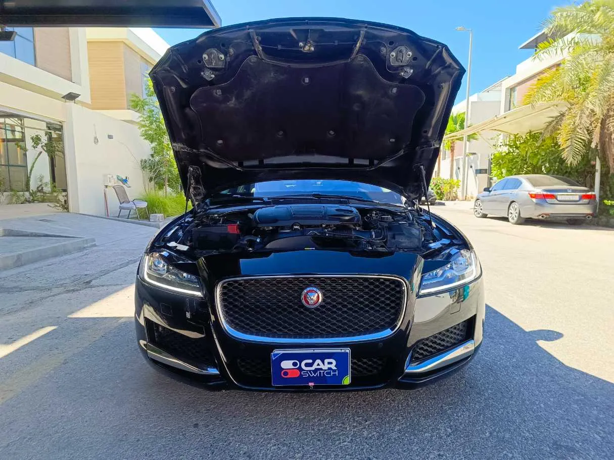 Car image 39
