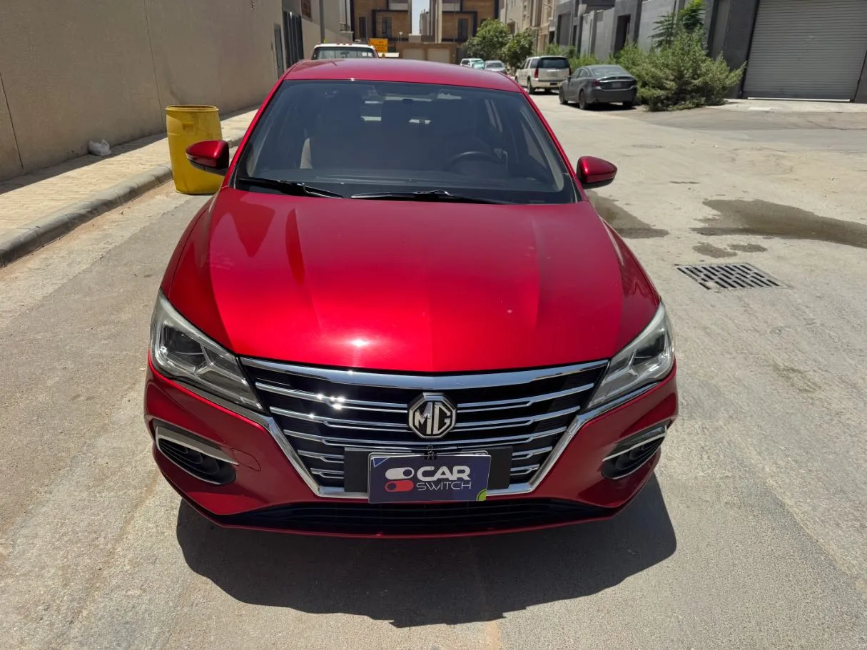 Car image 2