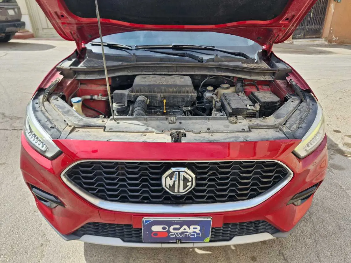 Car image 25