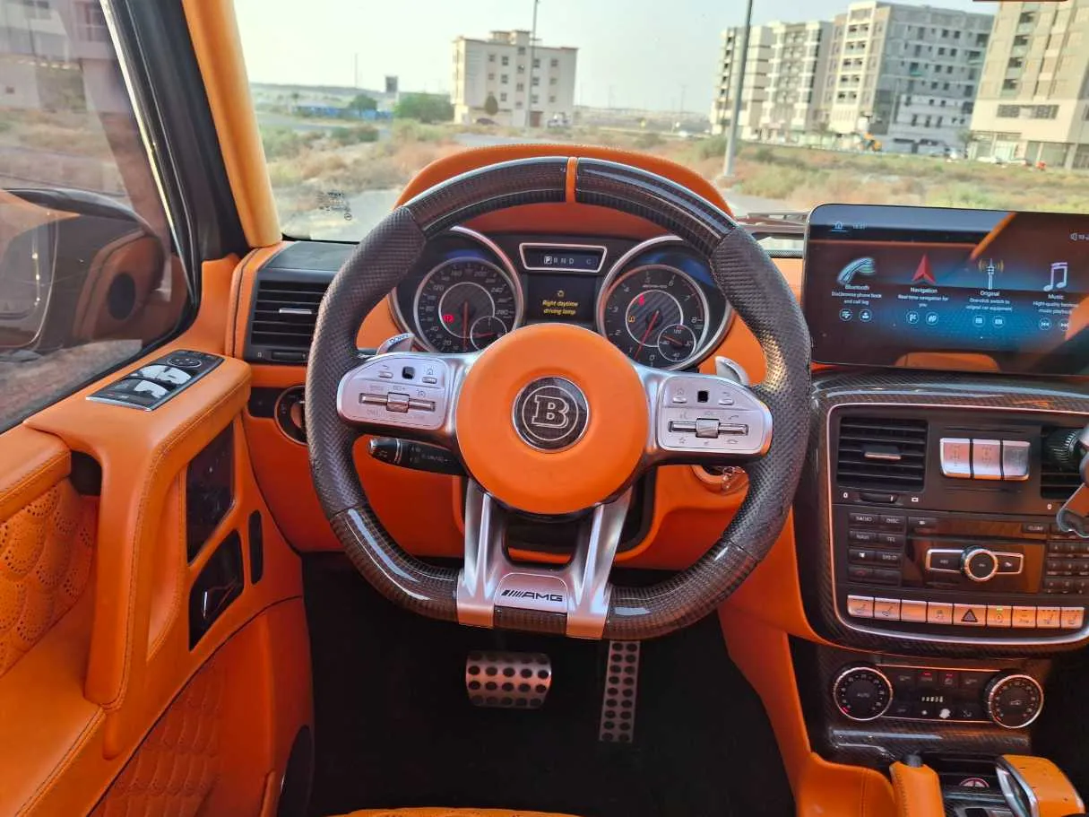 Car image 17