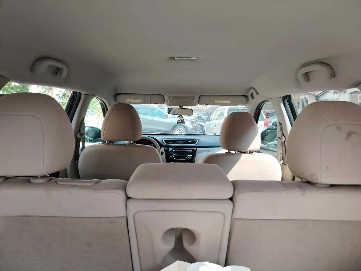 Car image 20