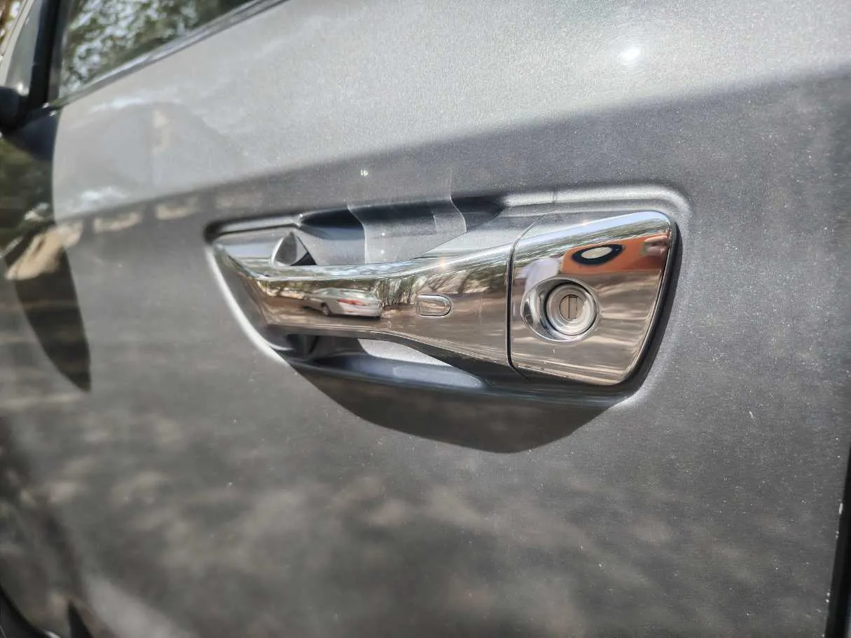 Car image 31