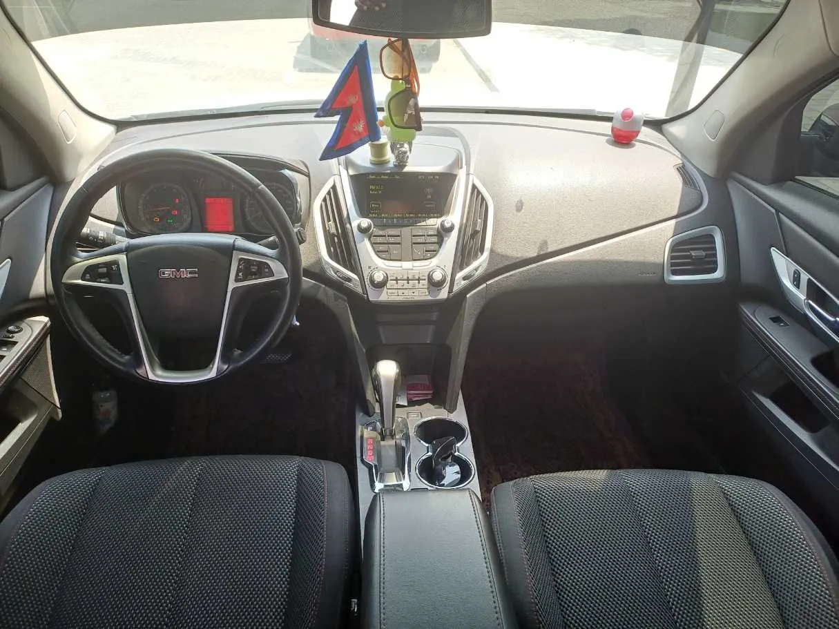 Car image 17