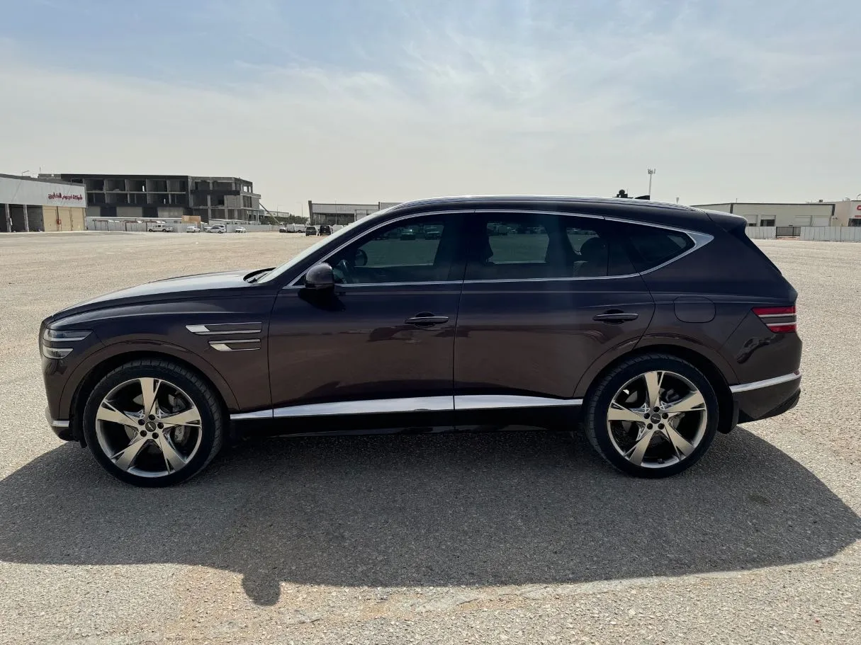 Car image 7