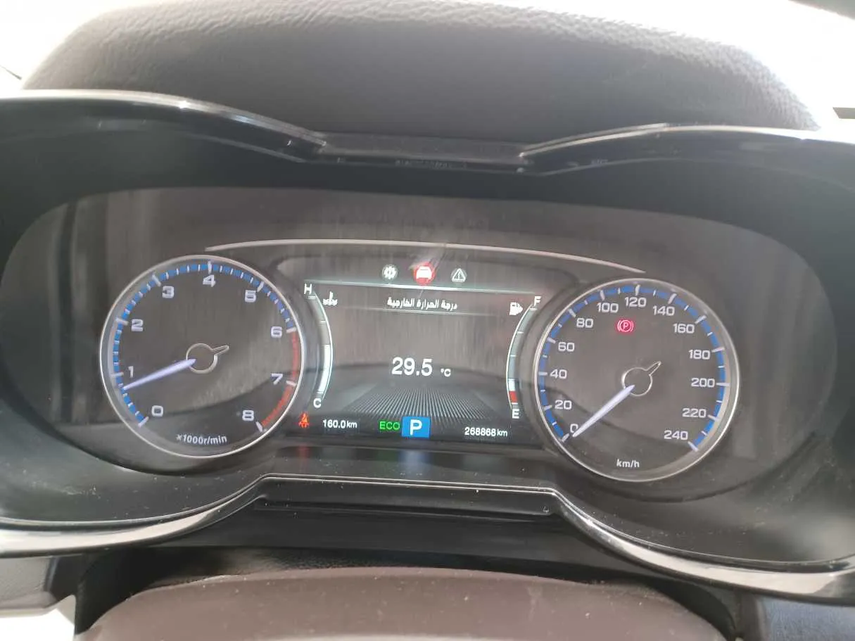 Car image 17