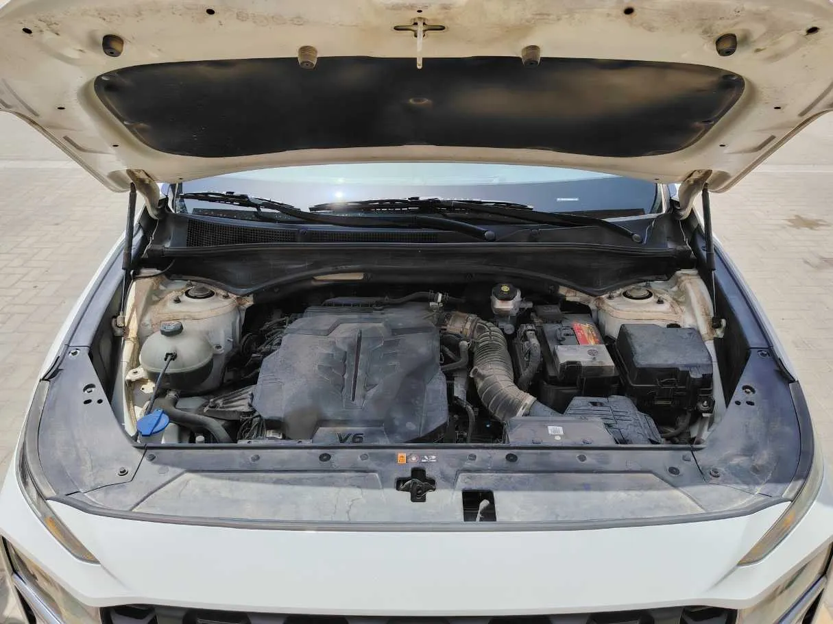 Car image 36
