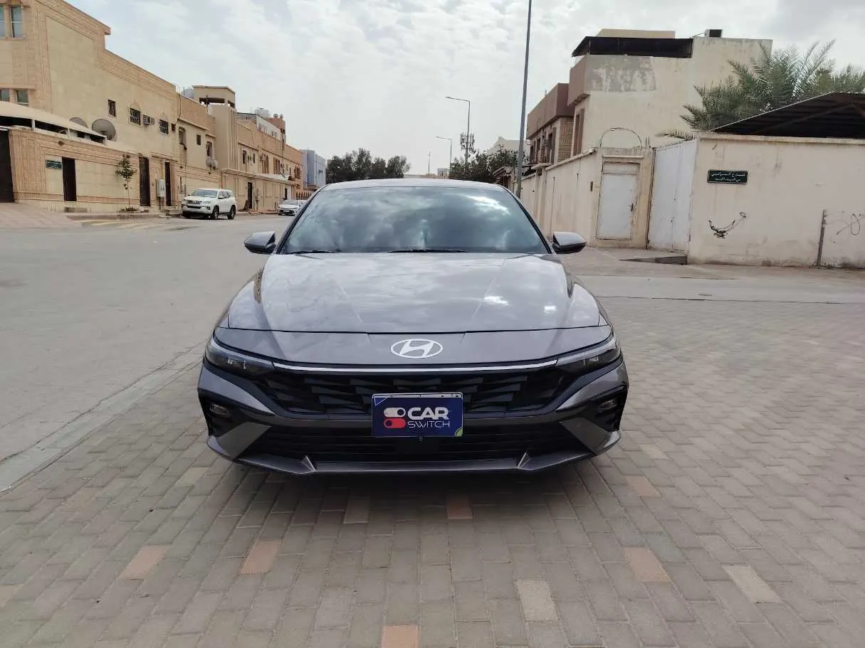 Car image 2