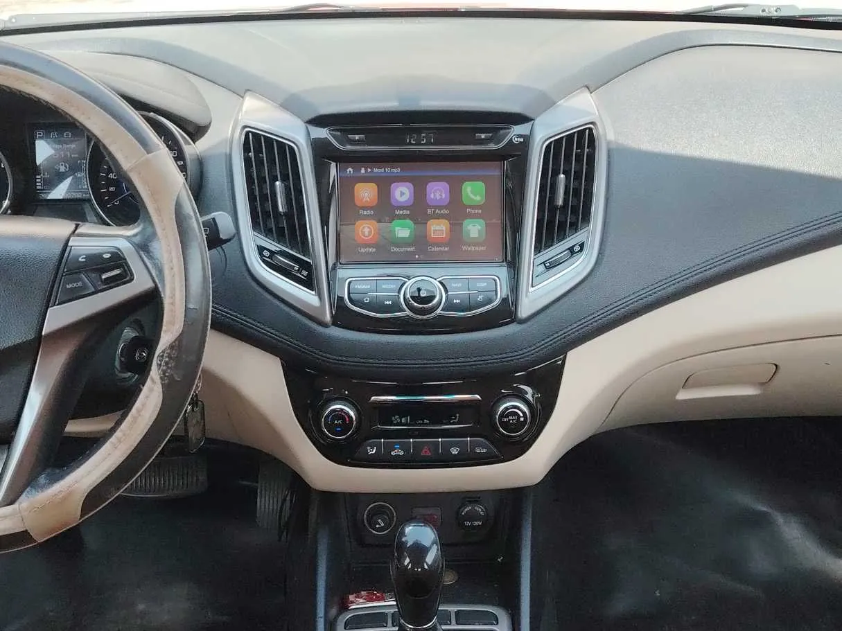 Car image 20