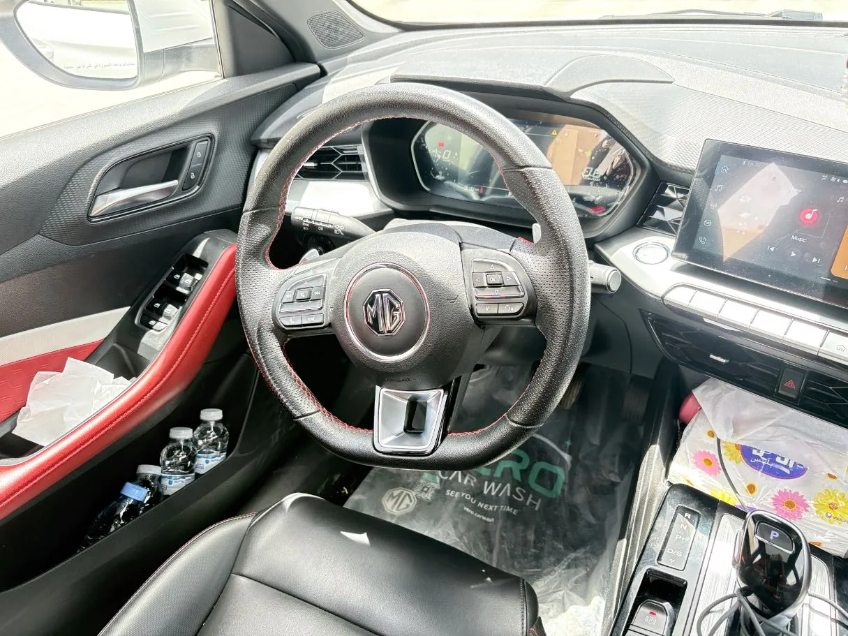 Car image 22