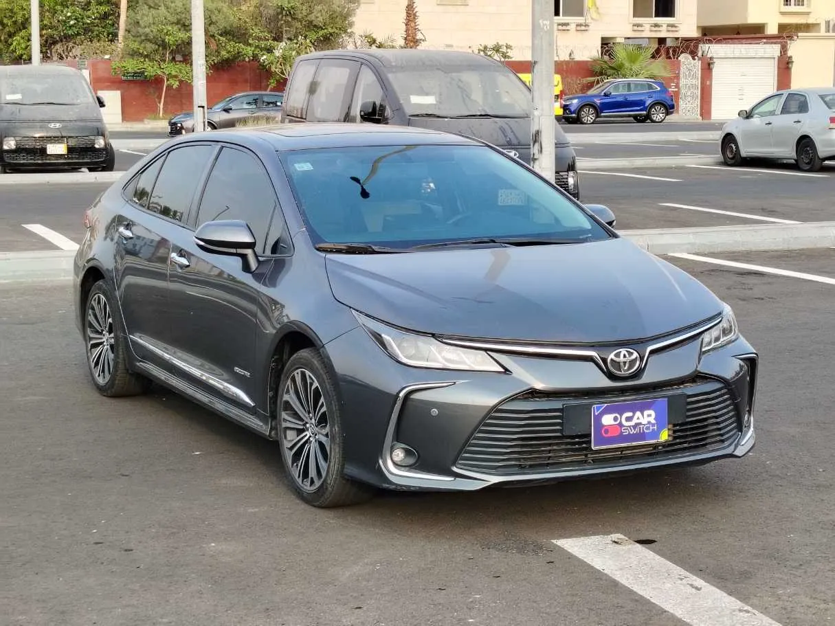 Car image 3