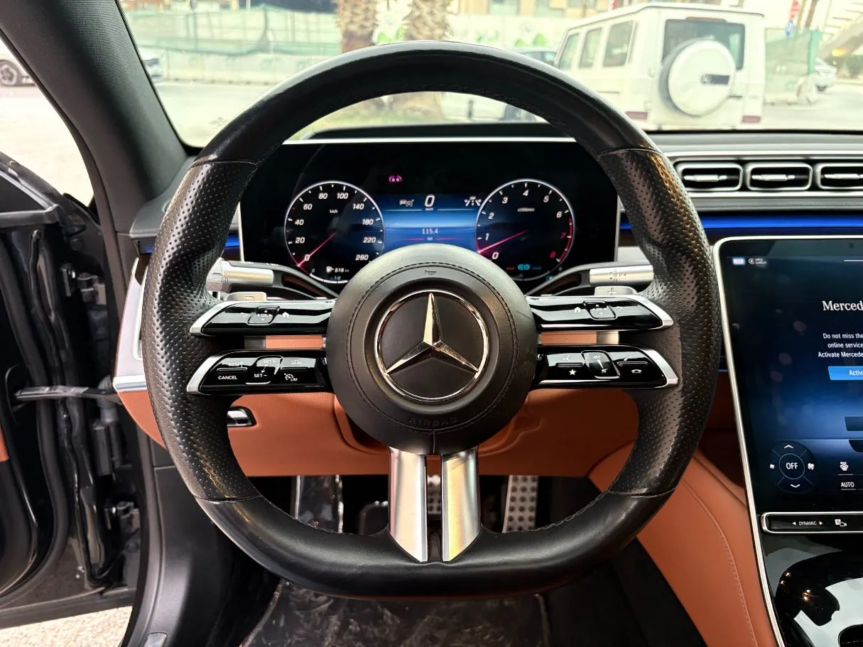 Car image 22