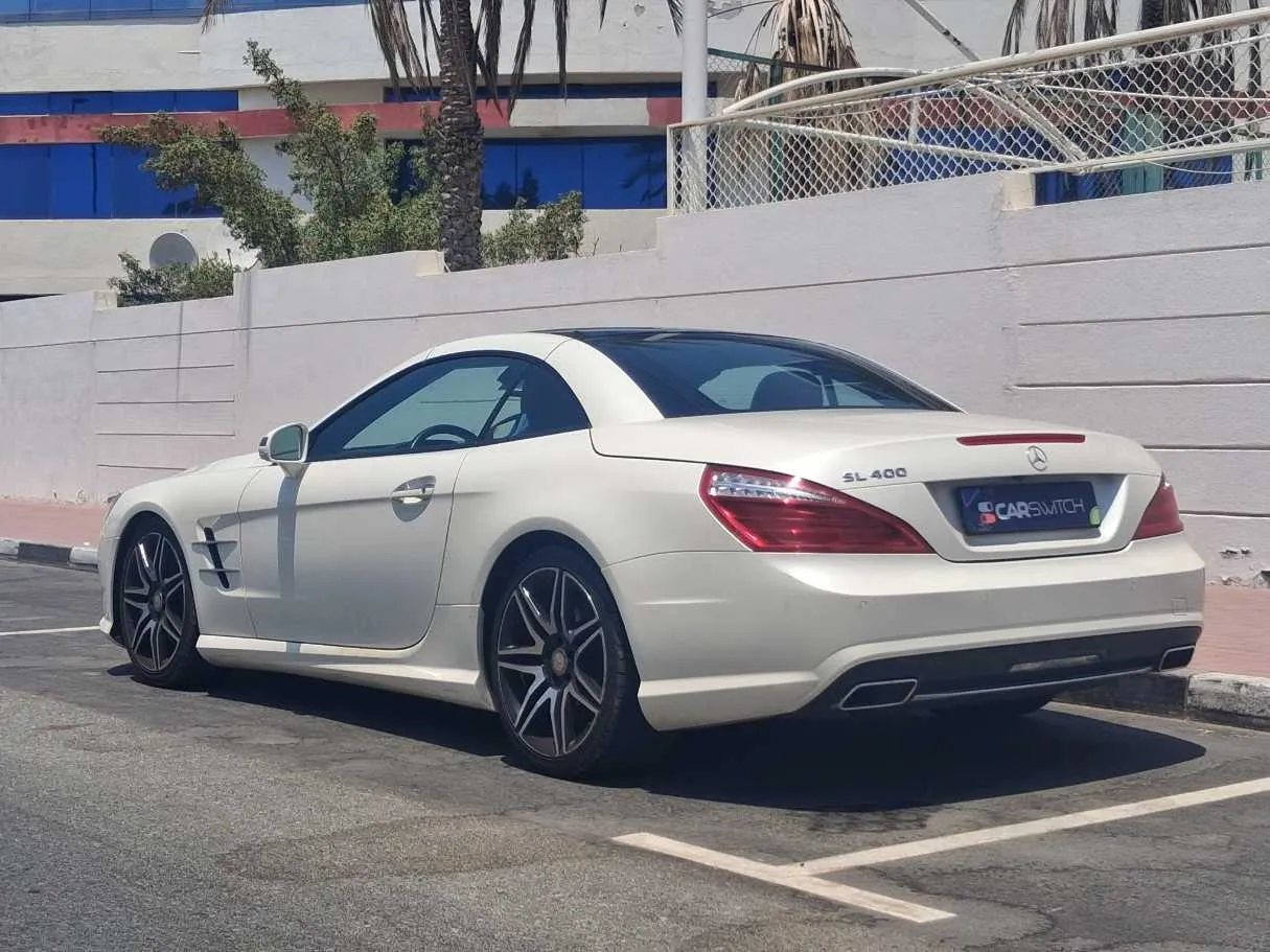 Car image 7