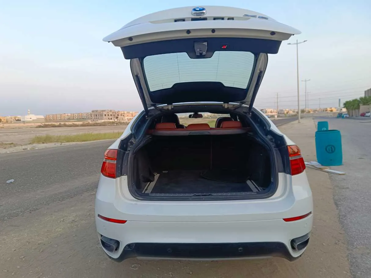 Car image 31