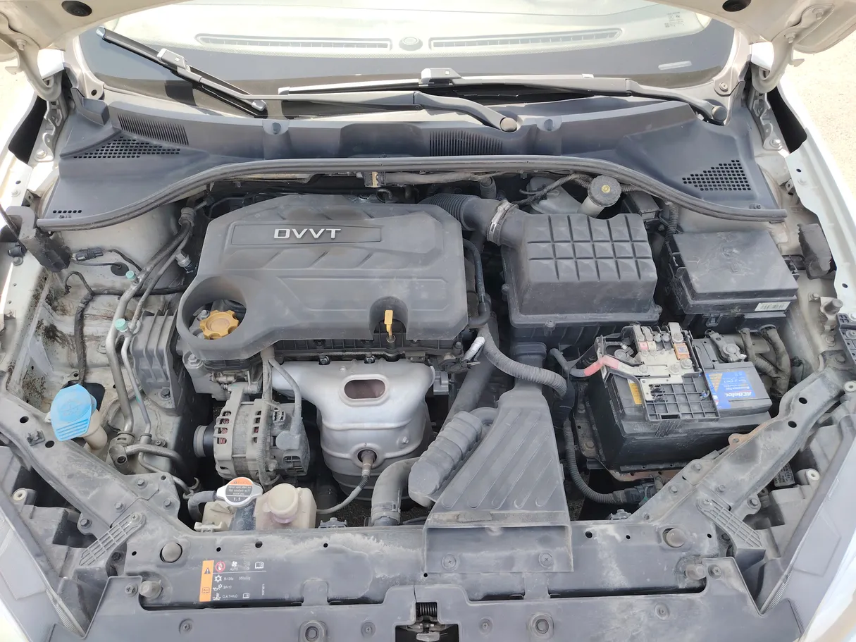 Car image 27