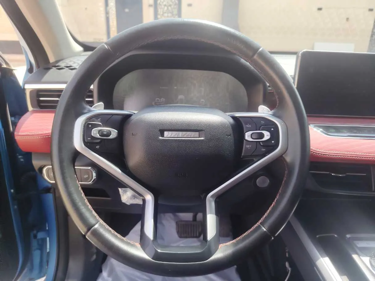 Car image 23
