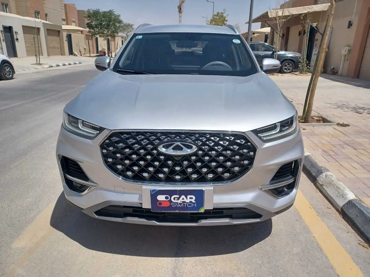 Car image 2