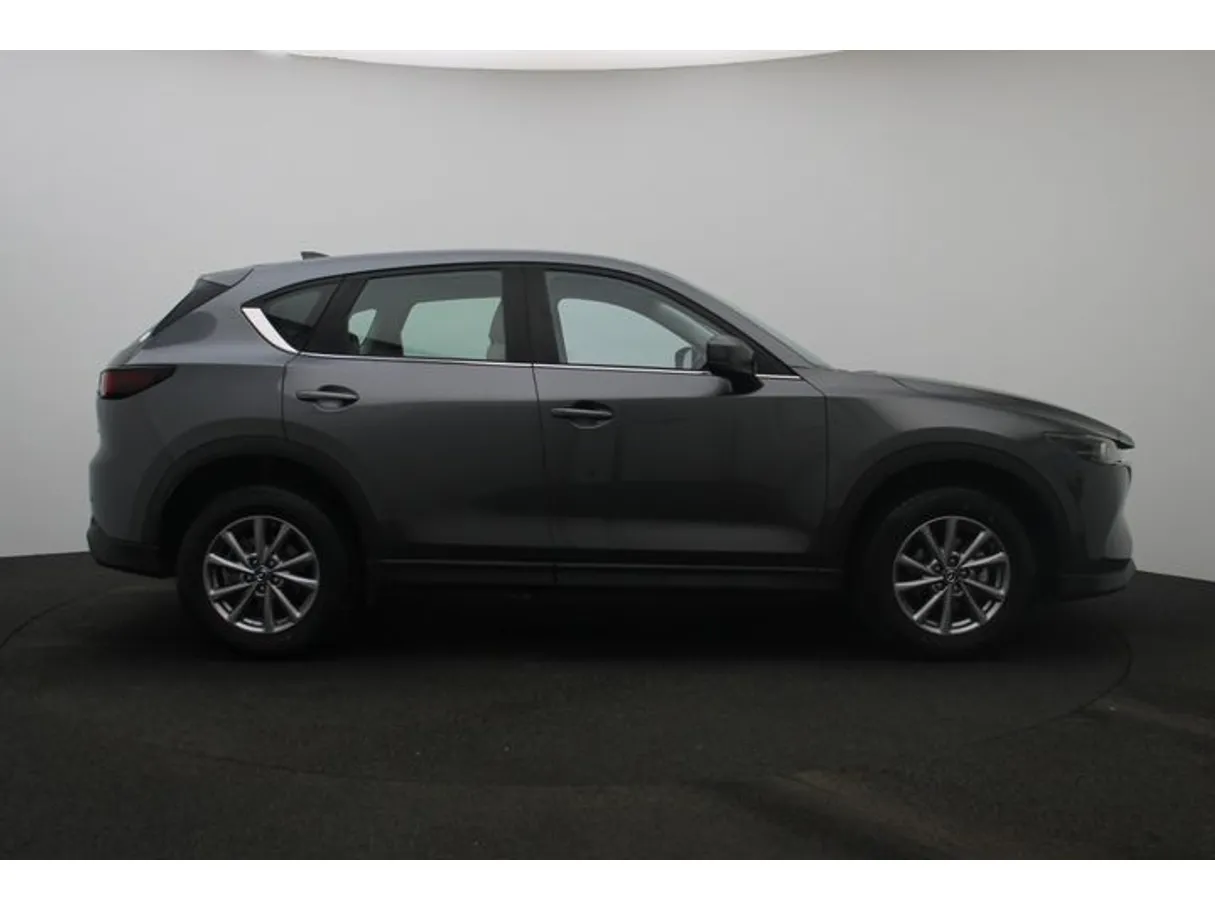 Car image 13