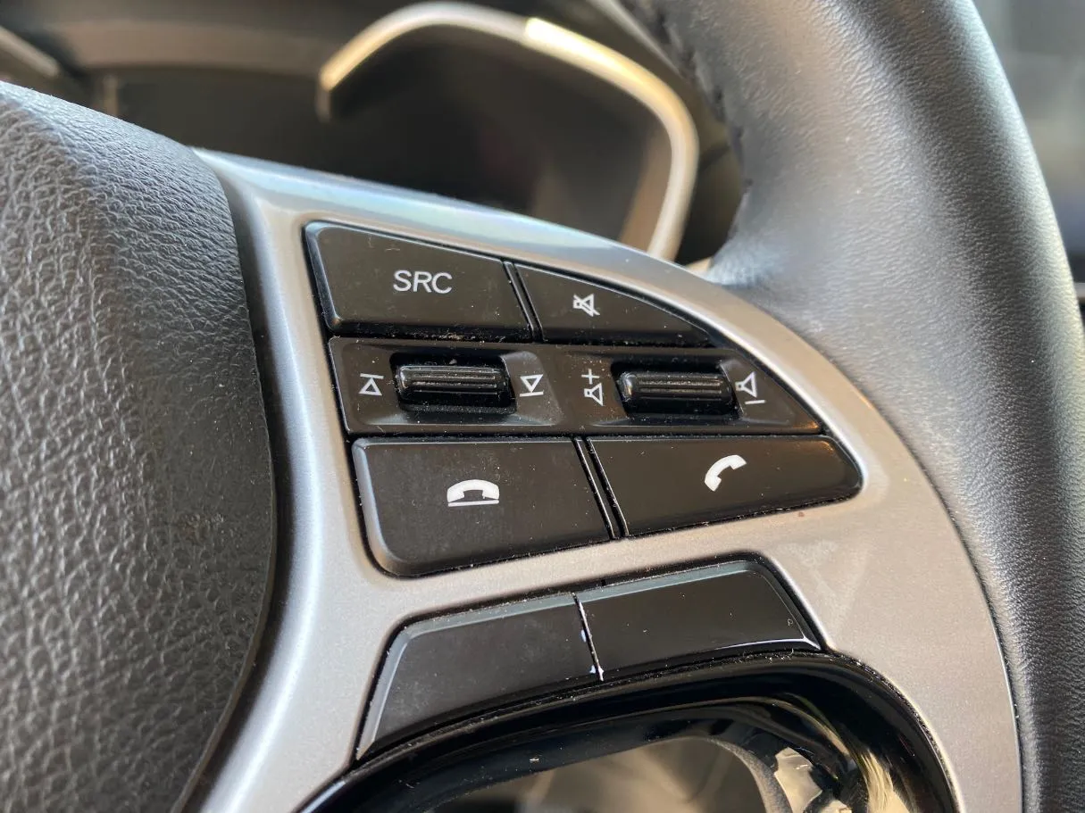 Car image 22