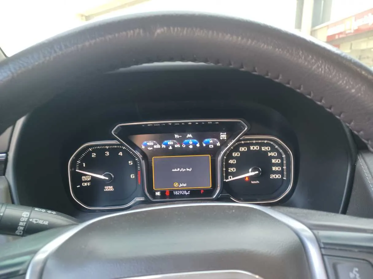 Car image 16
