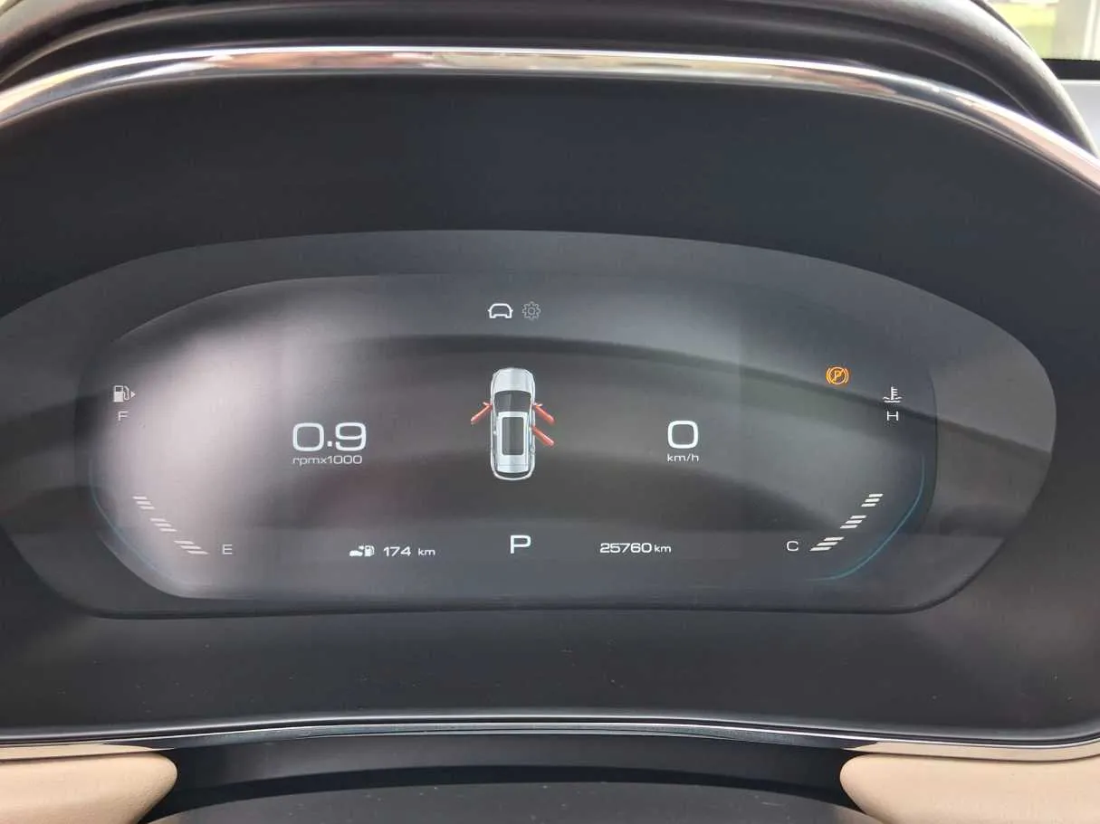 Car image 18