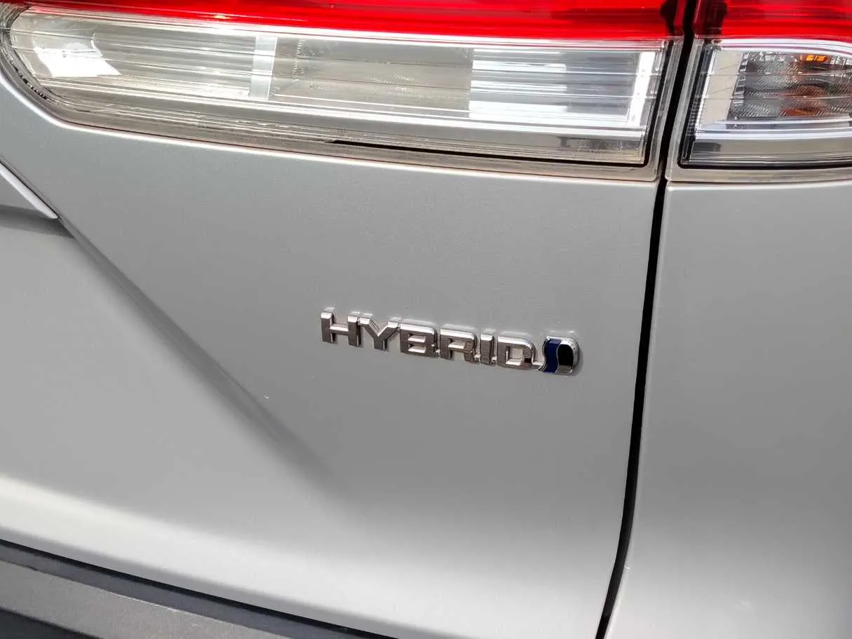 Car image 31
