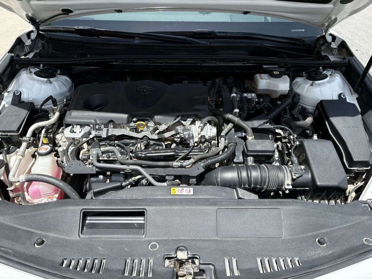 Car image 35