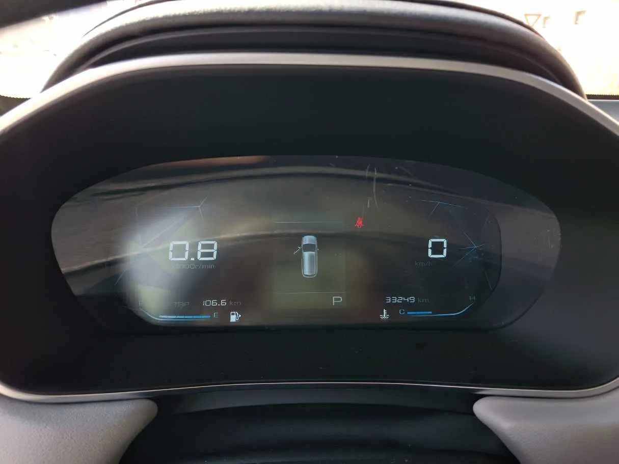 Car image 18