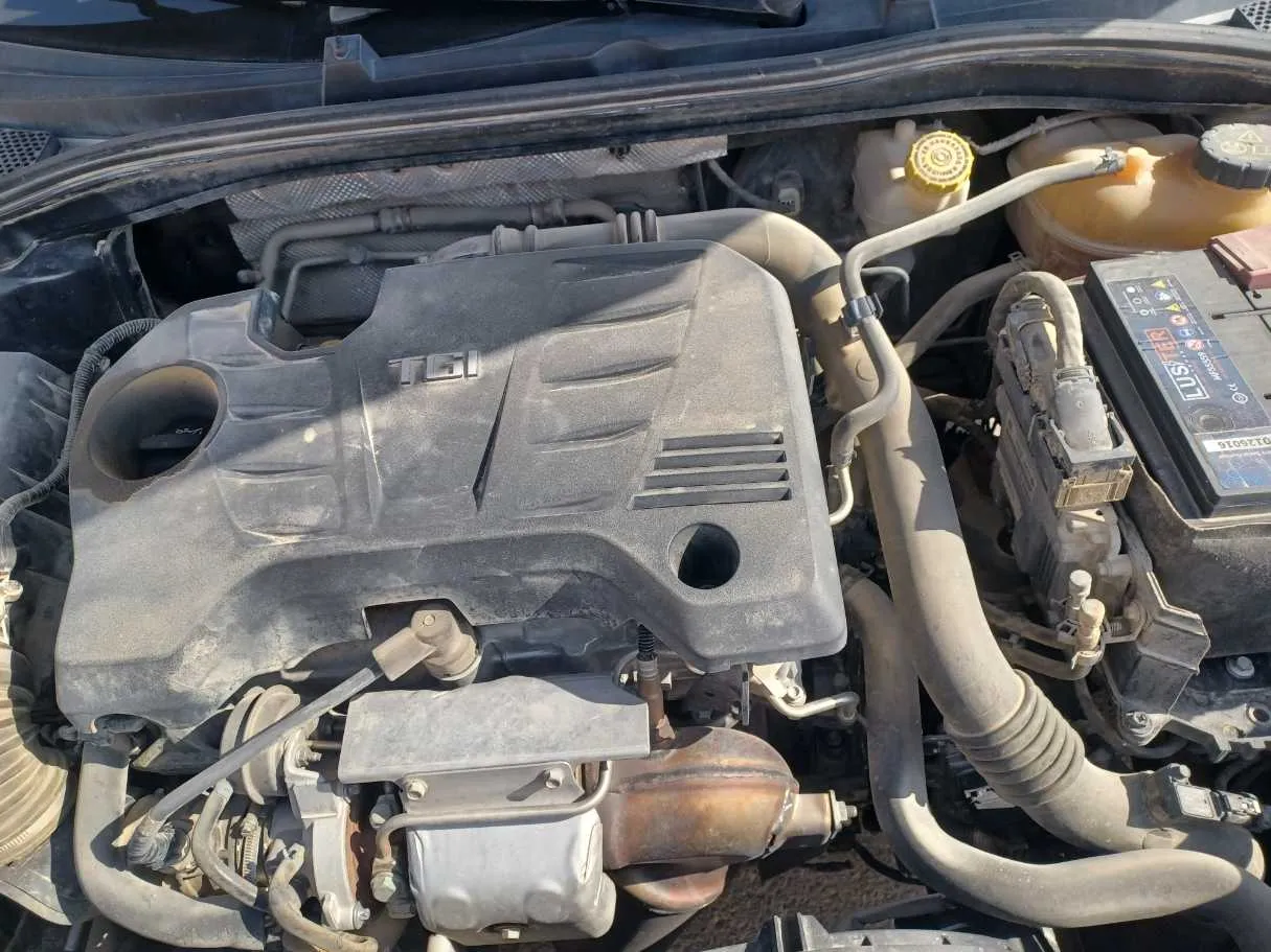 Car image 22