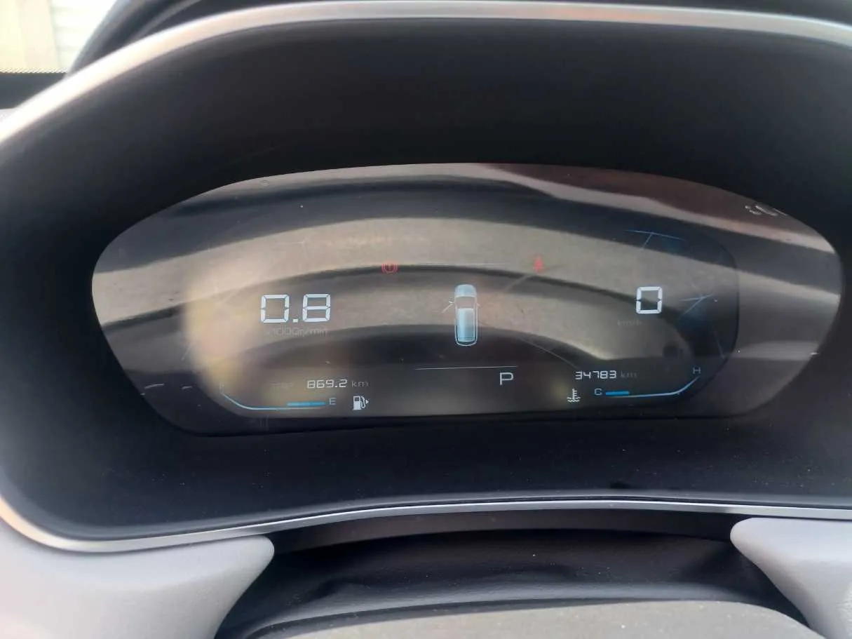 Car image 20
