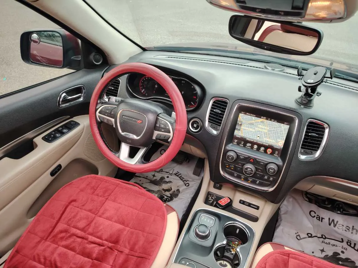 Car image 23