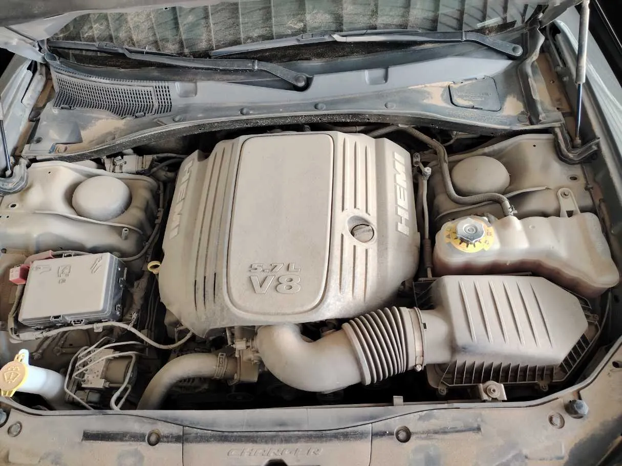 Car image 31