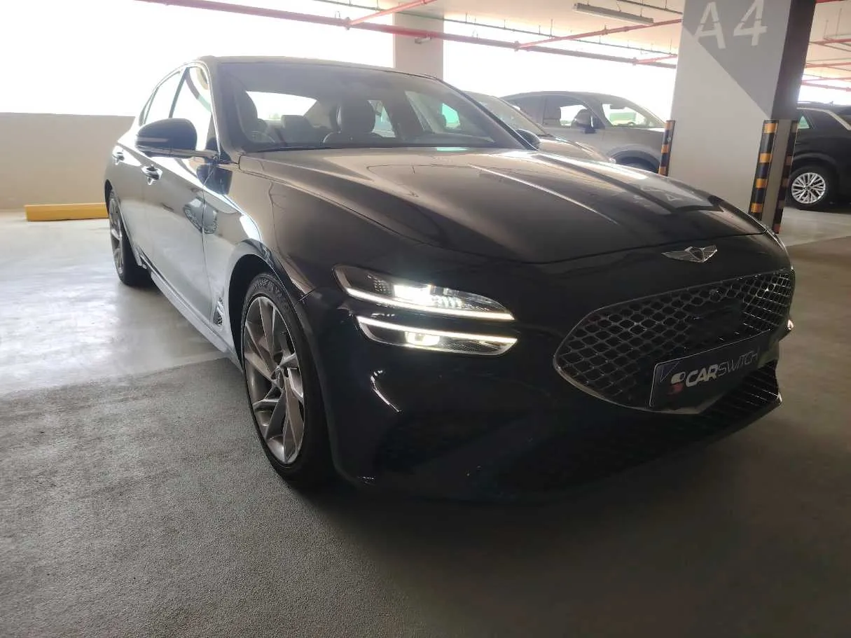 Car image 3