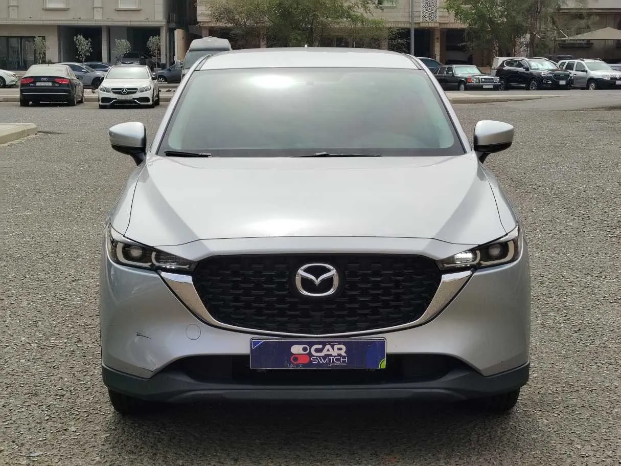 Car image 2