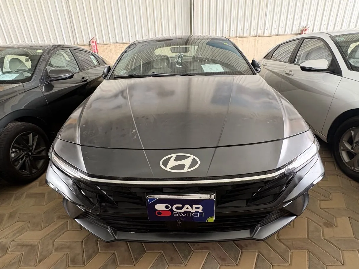 Car image 2