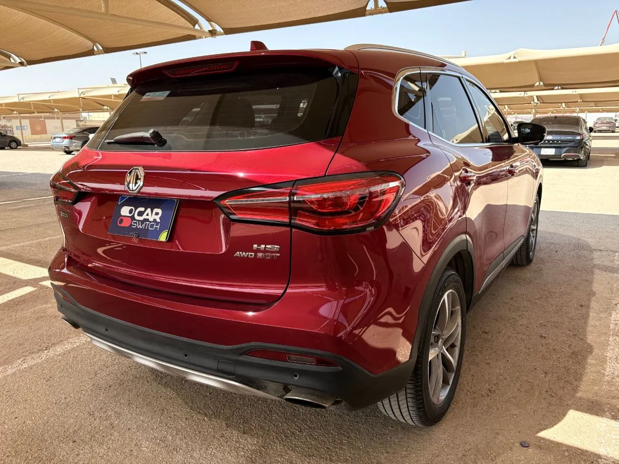 Car image 5