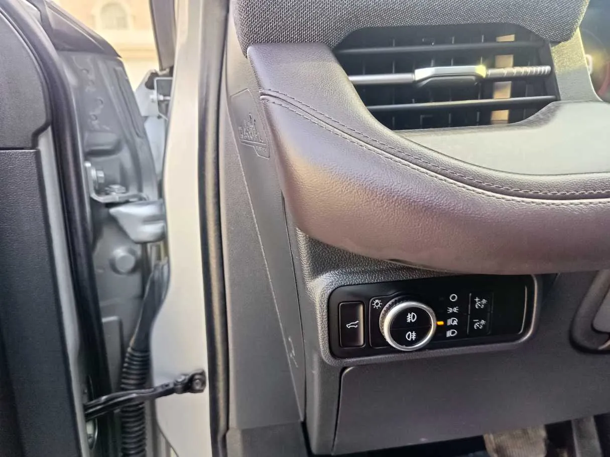 Car image 41