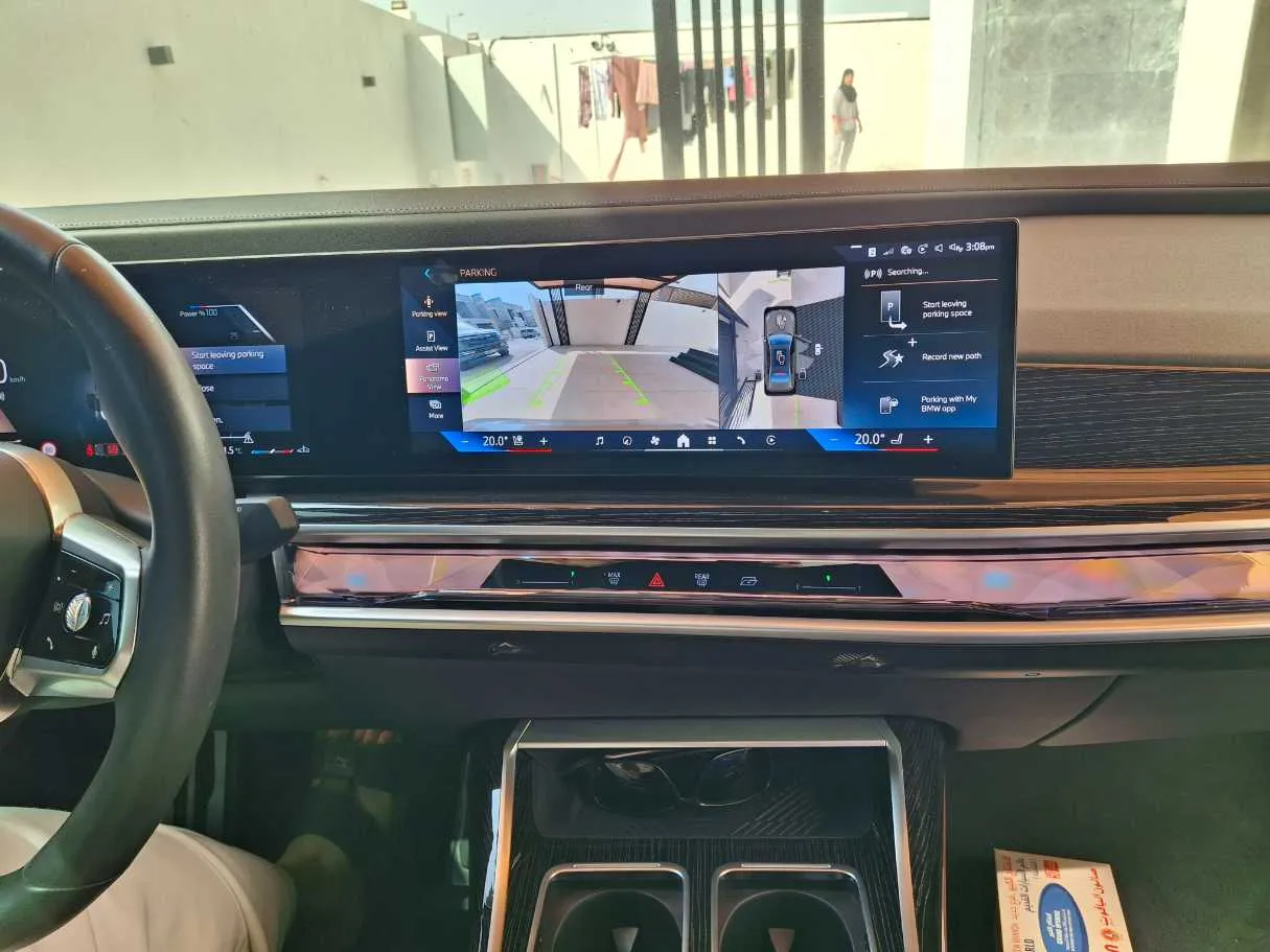 Car image 17