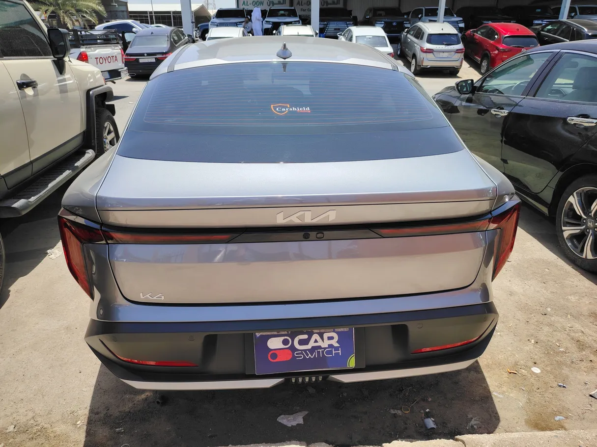 Car image 6