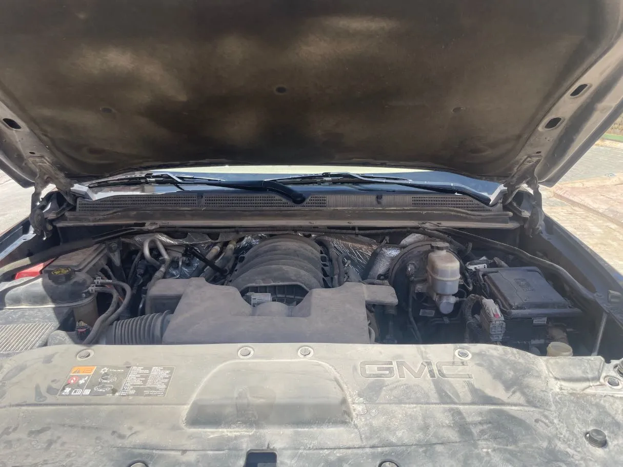 Car image 23