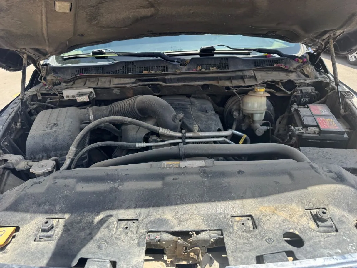 Car image 23