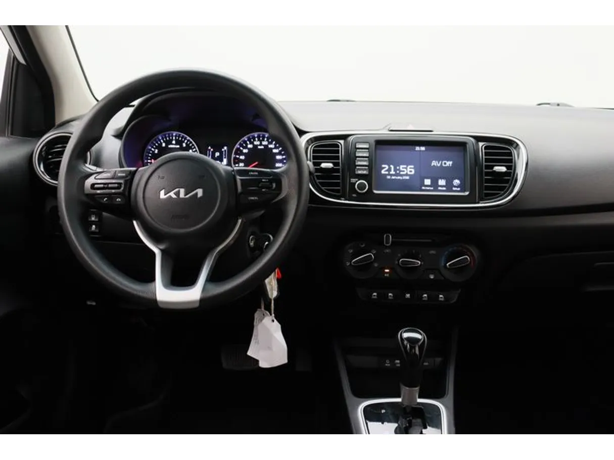 Car image 15