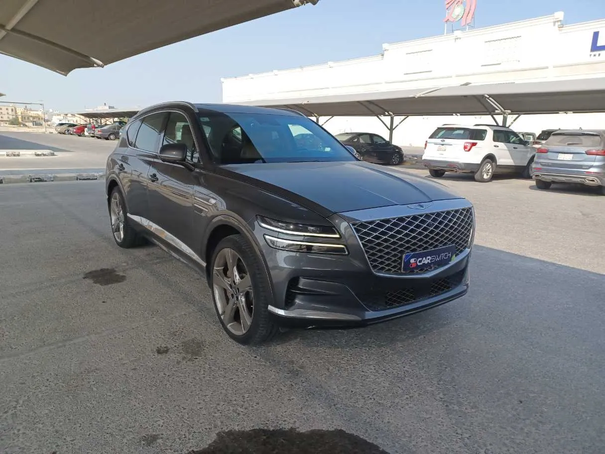Car image 3
