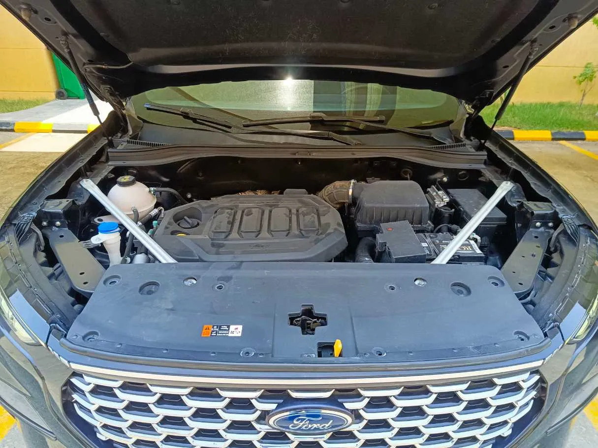 Car image 35